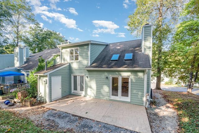 522 Oak Run Drive, Raleigh, NC 27606