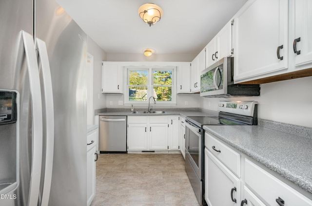 522 Oak Run Drive, Raleigh, NC 27606