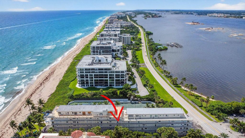 Image 28 of property listing at 3030 S Ocean Boulevard 437, Palm Beach, FL 33480