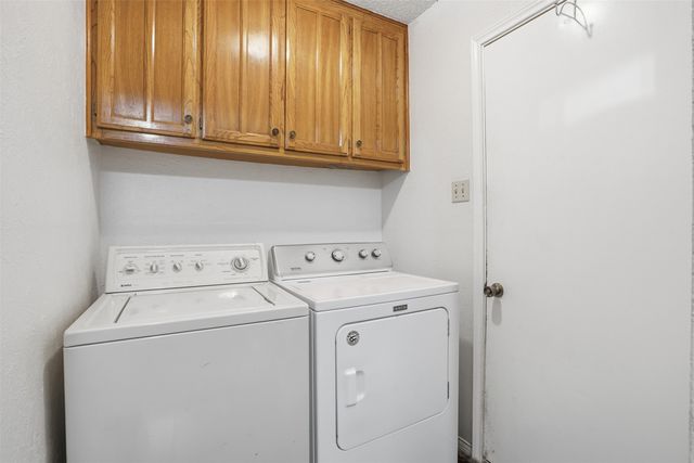 6437 High Lawn Terrace, Watauga, TX 76148