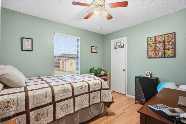 6437 High Lawn Terrace, Watauga, TX 76148