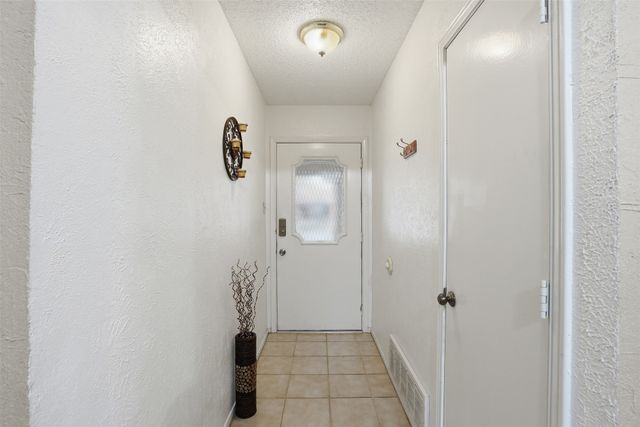 6437 High Lawn Terrace, Watauga, TX 76148