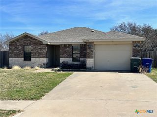 604 Redbud Drive, Copperas Cove, TX 76522