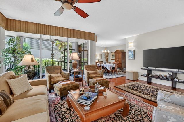 7590 Elmridge Drive, Boca Raton, FL 33433