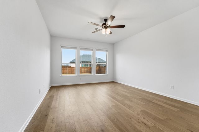 1717 Blossom Trail, Mesquite, TX 75181