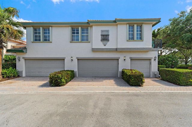 153 Evergrene Parkway, Palm Beach Gardens, FL 33410