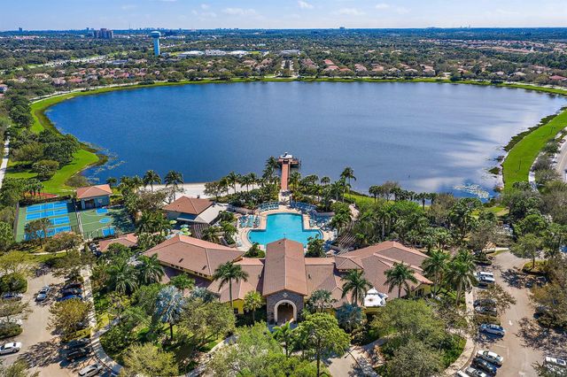 153 Evergrene Parkway, Palm Beach Gardens, FL 33410