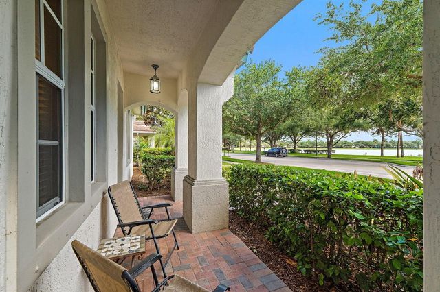 153 Evergrene Parkway, Palm Beach Gardens, FL 33410