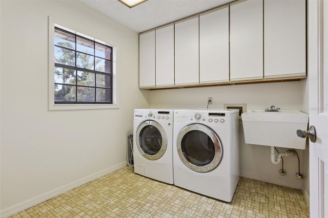 9225 MCDAVID COURT, Windermere, FL 34786