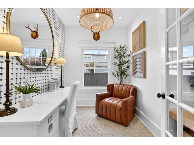 510 MONROE St, Oregon City, OR 97045