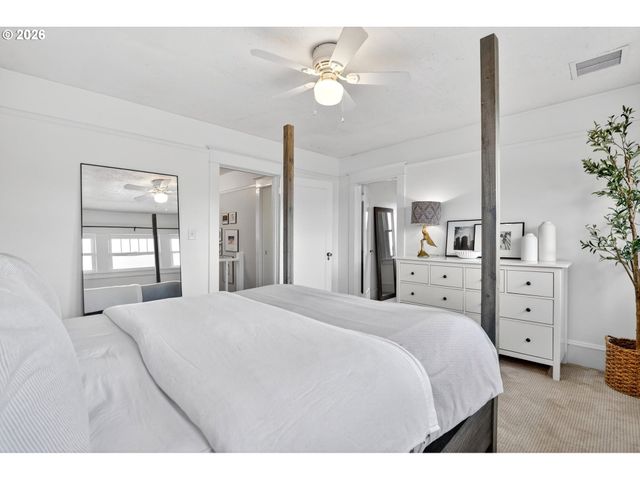 510 MONROE St, Oregon City, OR 97045