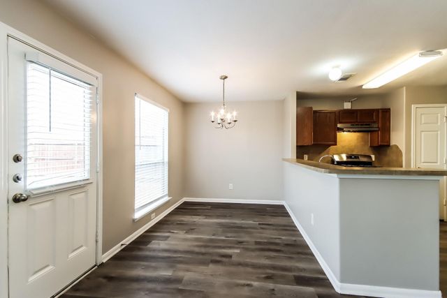 1111 Richcrest Drive, Houston, TX 77060