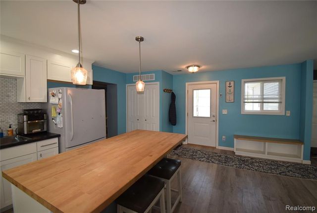 1401 Belle River Road, East China, MI 48054