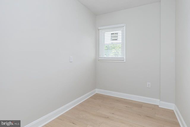 1124 LEXINGTON DR, Deptford, NJ 08096