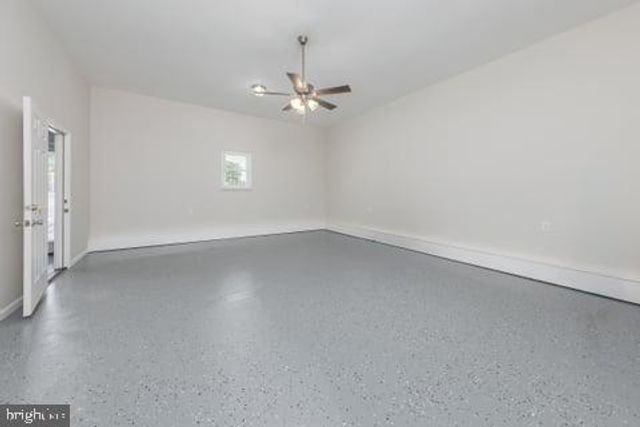 1124 LEXINGTON DR, Deptford, NJ 08096