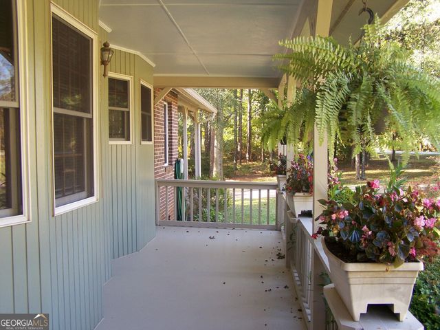 279 Indian Creek Road, Locust Grove, GA 30248