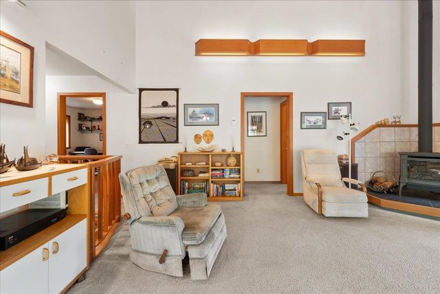 1031 W CHENA HILLS DRIVE, Fairbanks, AK 99709