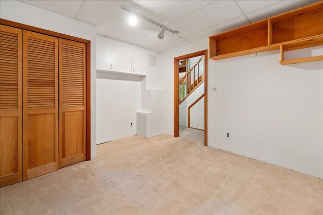 1031 W CHENA HILLS DRIVE, Fairbanks, AK 99709