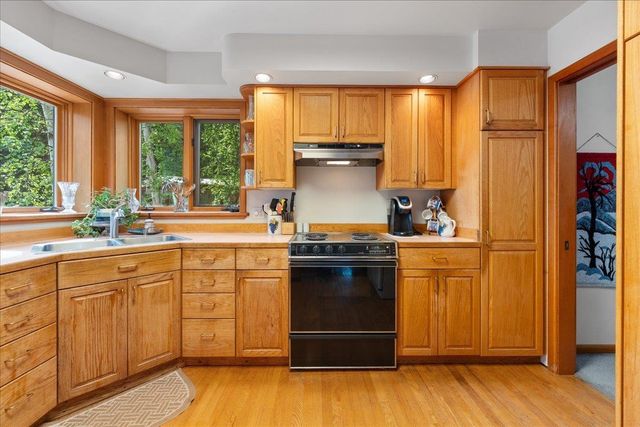 1031 W CHENA HILLS DRIVE, Fairbanks, AK 99709