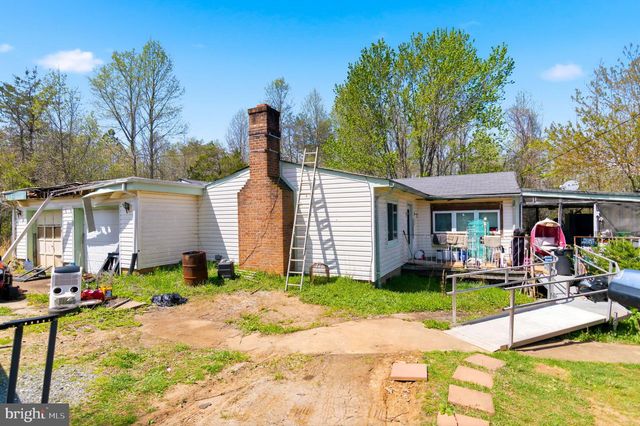2263 BUCKNER RD, Bumpass, VA 23024