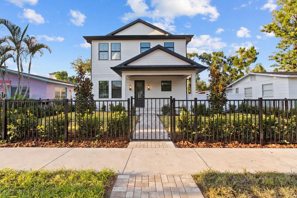 1025 MELROSE AVENUE S, St Petersburg, FL 33705