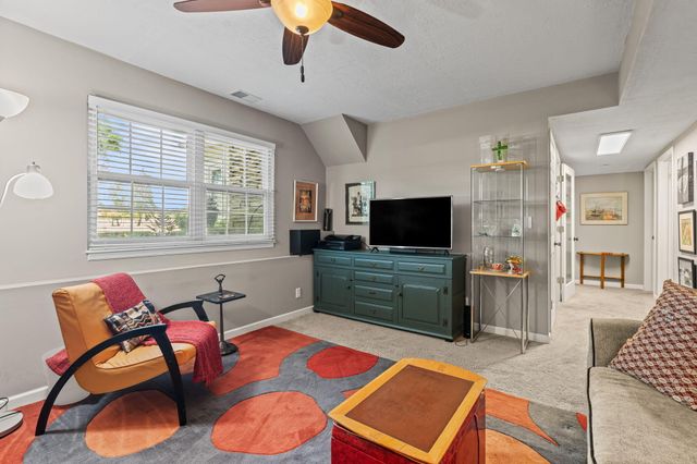 6806 Wiley Road, Douglas Vllg, MI 49406