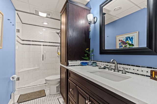 6806 Wiley Road, Douglas Vllg, MI 49406