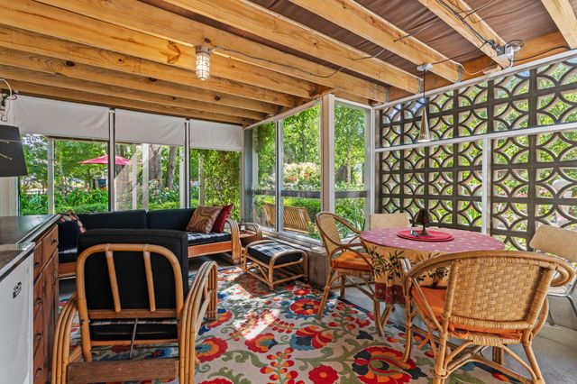 6806 Wiley Road, Douglas Vllg, MI 49406
