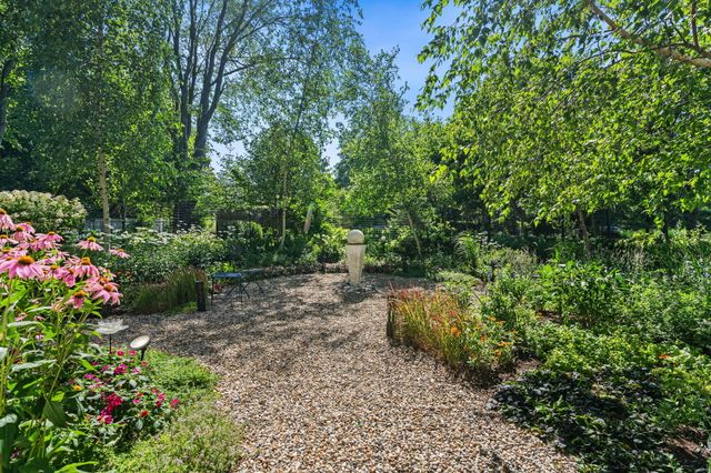 6806 Wiley Road, Douglas Vllg, MI 49406