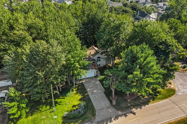 6806 Wiley Road, Douglas Vllg, MI 49406