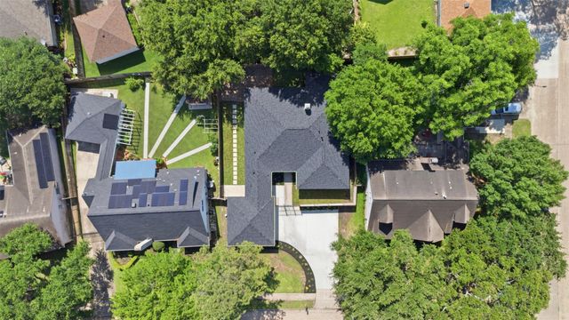 2207 Crystal Hills Drive, Houston, TX 77077