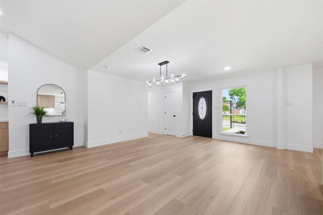 2207 Crystal Hills Drive, Houston, TX 77077