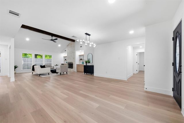 2207 Crystal Hills Drive, Houston, TX 77077