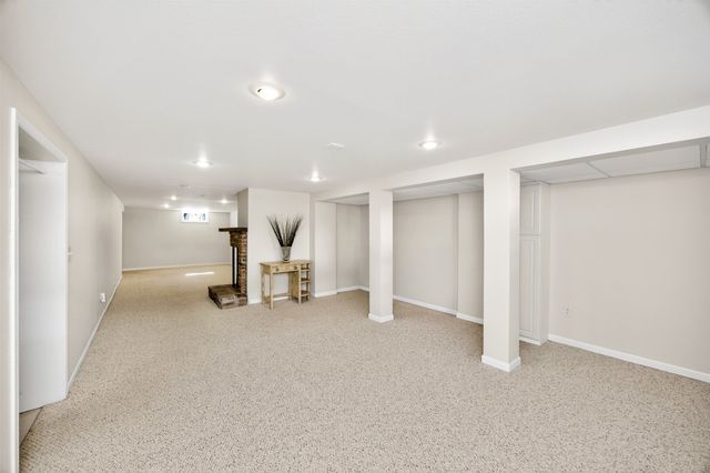 1429 17th Street, West Des Moines, IA 50265