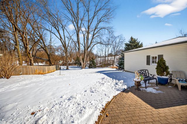 1429 17th Street, West Des Moines, IA 50265