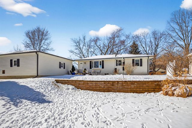 1429 17th Street, West Des Moines, IA 50265