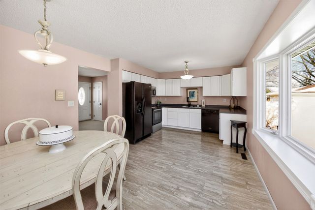 1429 17th Street, West Des Moines, IA 50265