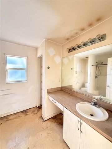 19 BURREL PLACE, Palm Coast, FL 32137