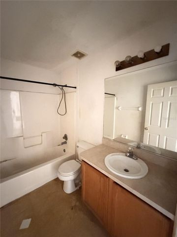 19 BURREL PLACE, Palm Coast, FL 32137