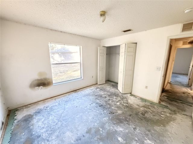 19 BURREL PLACE, Palm Coast, FL 32137