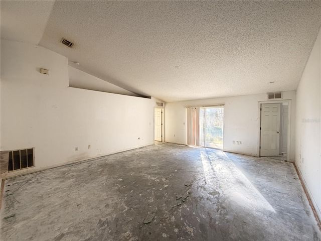 19 BURREL PLACE, Palm Coast, FL 32137