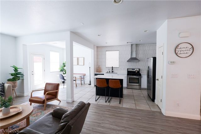 7403 Benlomond Avenue, Las Vegas, NV 89179