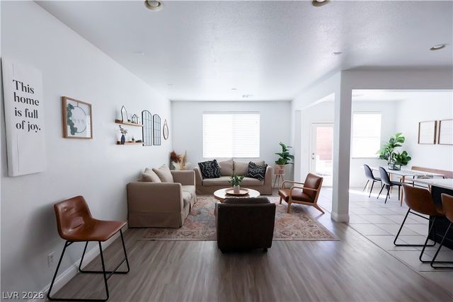 7403 Benlomond Avenue, Las Vegas, NV 89179