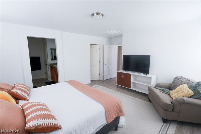 7403 Benlomond Avenue, Las Vegas, NV 89179