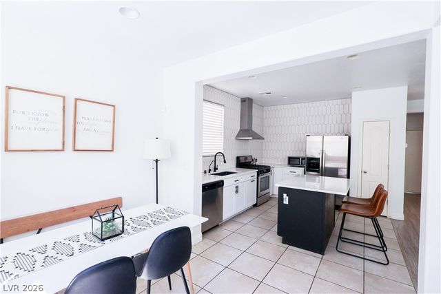 7403 Benlomond Avenue, Las Vegas, NV 89179