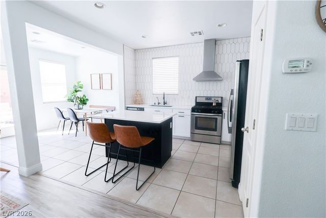 7403 Benlomond Avenue, Las Vegas, NV 89179