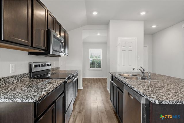 1049 Velvet Court, Troy, TX 76579