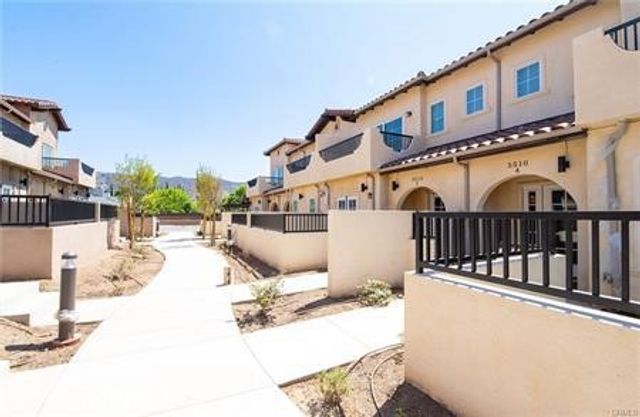 5526 E Los Angeles Avenue 3, Simi Valley, CA 93063