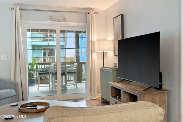 505 N Carolina Beach Avenue Unit 1c, Carolina Beach, NC 28428