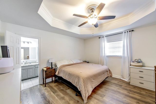 1720 Harvest Dr, Houma, LA 70360